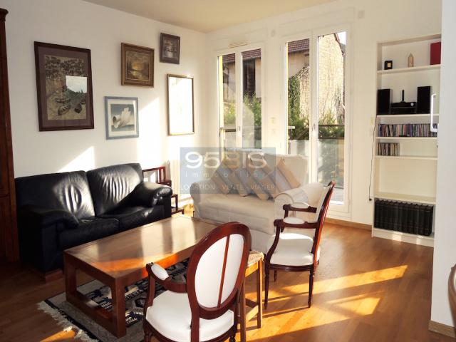 Appartement meublé à louer centre de Saint didier au mont d'or avec terrasse