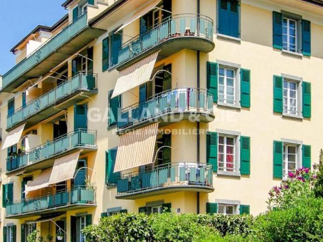 Appartement meublé de 2.5 pièces avec balcon Idéal pour la colocation