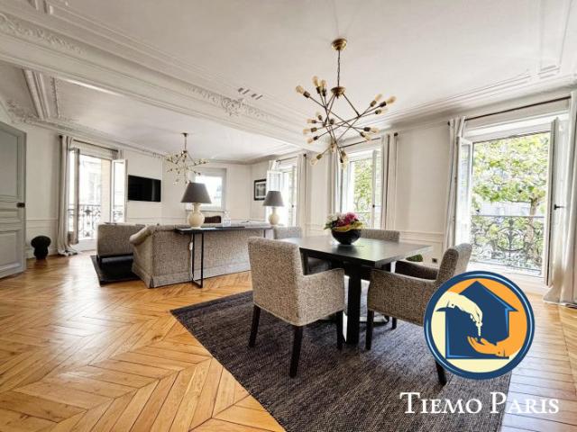 Appartement MEUBLÉ de standing avec TROIS chambres TIEMO PARIS, Paris 8ème