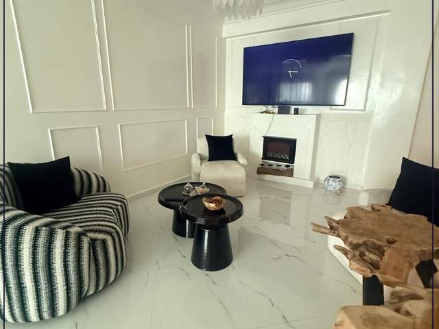 Appartement meublé entièrement rénové à Mers Sultan