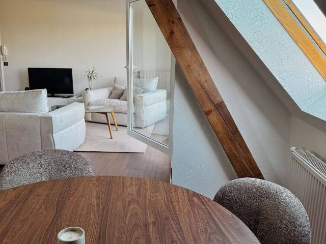 Appartement meublé – Entièrement rénové – Balcon & vue dégagée – Gerstheim