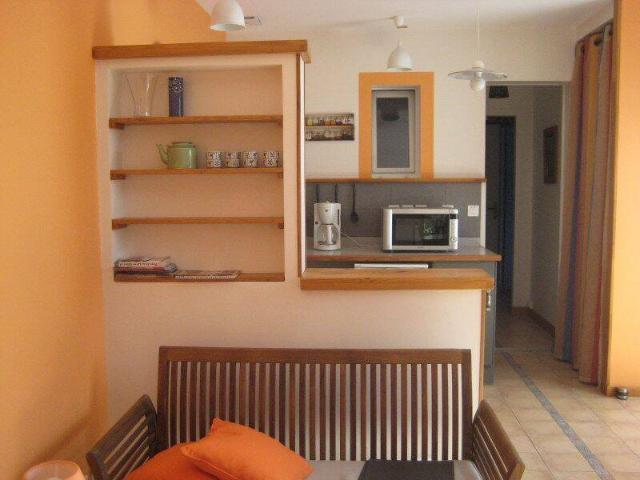 Appartement meublé en rez de jardin chez l'habitant