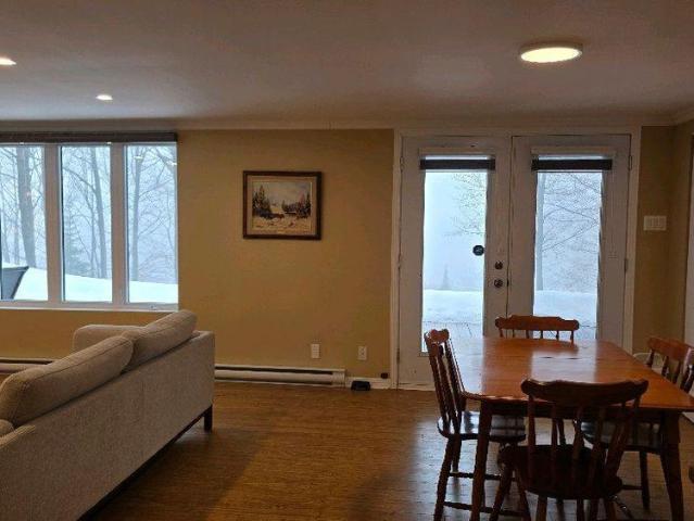 Appartement meublé et chauffé à louer St Sauveur