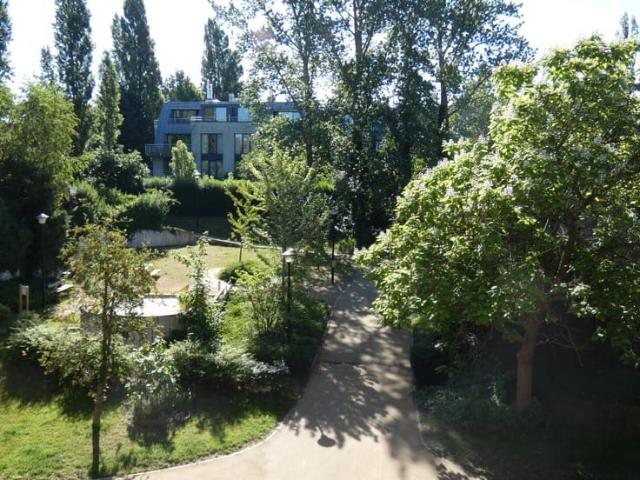 Appartement meublé et équipé 35m2 avec terrasse, à Woluwé