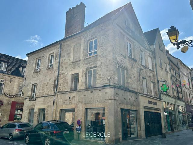 Appartement MEUBLÉ Senlis 1 pièce 25.51 m2