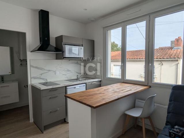 APPARTEMENT MEUBLE STUDIO 17Mï¿½ LA CHAPELLE HEULIN