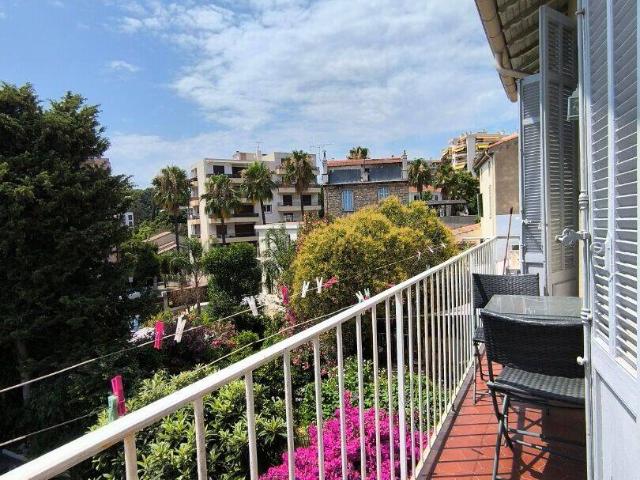 APPARTEMENT MEUBLE QUARTIER VIEUX CANNET 50.05 m²