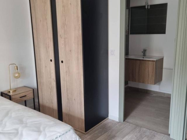 Appartement meublé, rénové et climatisé à Aigueze
