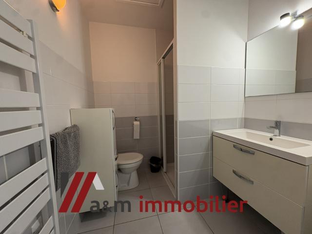 Appartement meublé T2 en duplex avec jardinet et stationnement Chateauneuf les Martigues