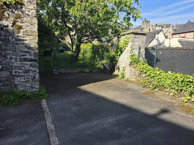 APPARTEMENT MEUBLE T2 PARKING CENTRE DINAN EN EXCLUSIVITE