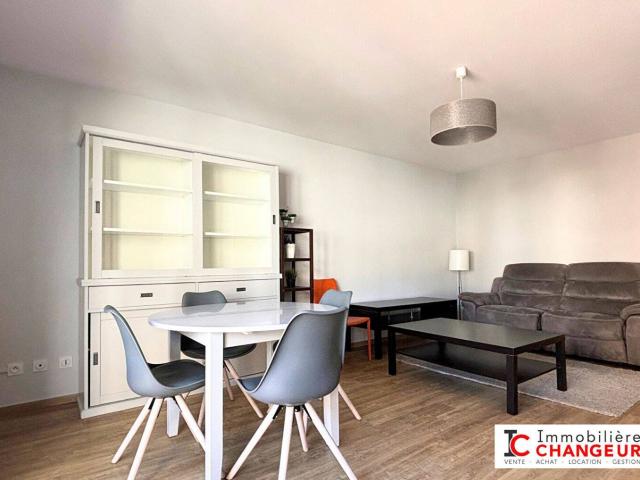 APPARTEMENT MEUBLE VOIRON + PARKING 2 pièce s 48.67 m2