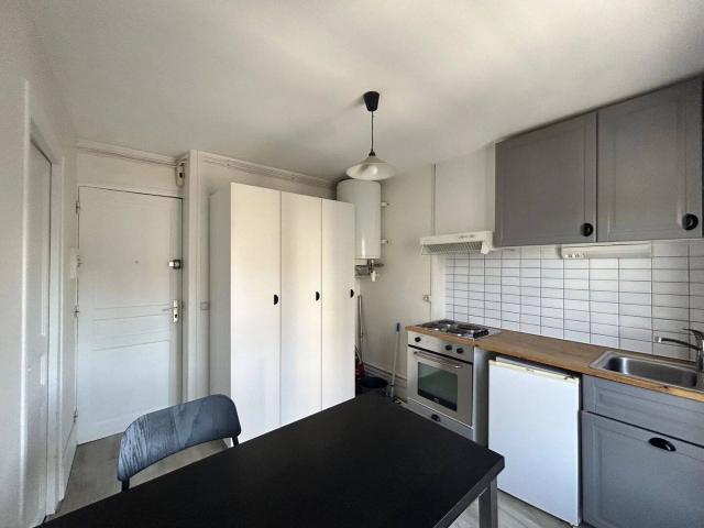 Appartement meublé Verrieres Le Buisson 25.46 m2
