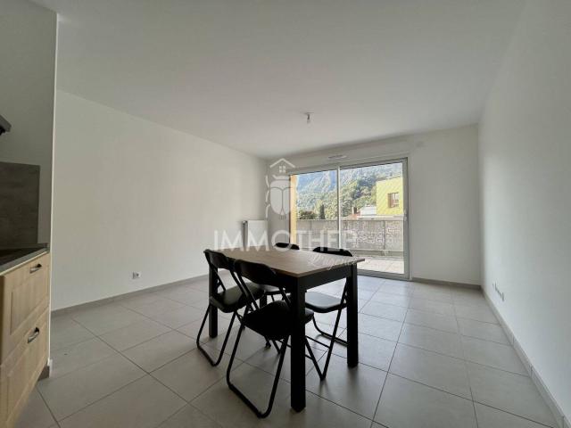 APPARTEMENT MEUBLEE 2P+C