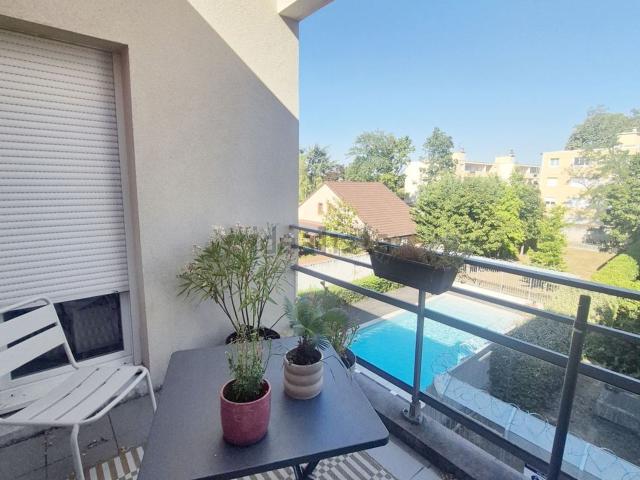 Appartement, Meyzieu