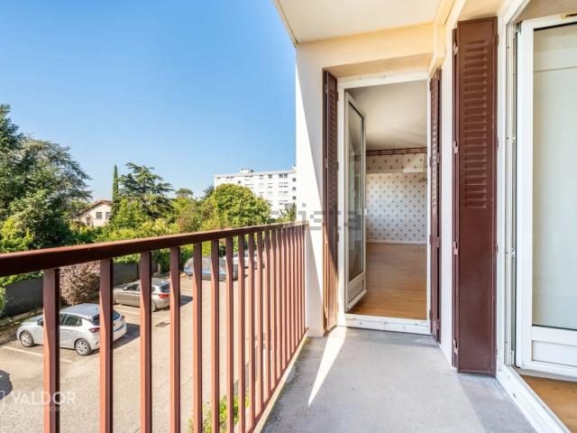 Appartement, Meyzieu