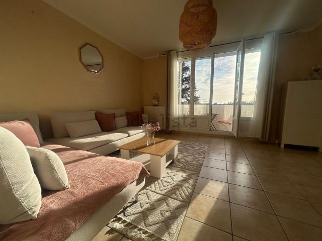 Appartement, Meyzieu