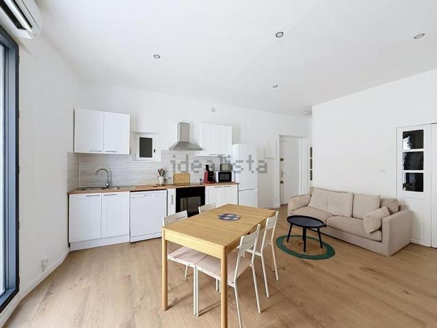 Appartement, Mèze