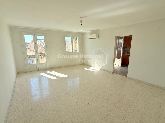 APPARTEMENT MONTEUX T3 2EME ETAGE SANS ASCENSEUR