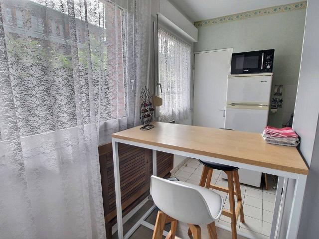 Appartement Montigny Le Bretonneux 1 pièce s 32 m2