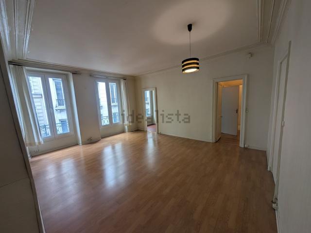 Appartement, Montorgueil Saint Denis, Paris