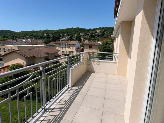 Appartement, Montluel