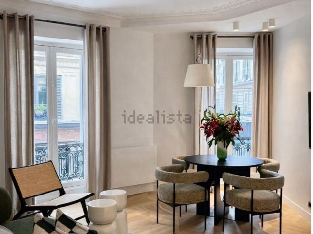 Appartement, Trudaine Maubeuge, Paris