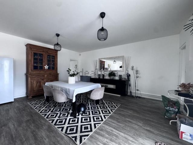 Appartement, Montreuil le Gast