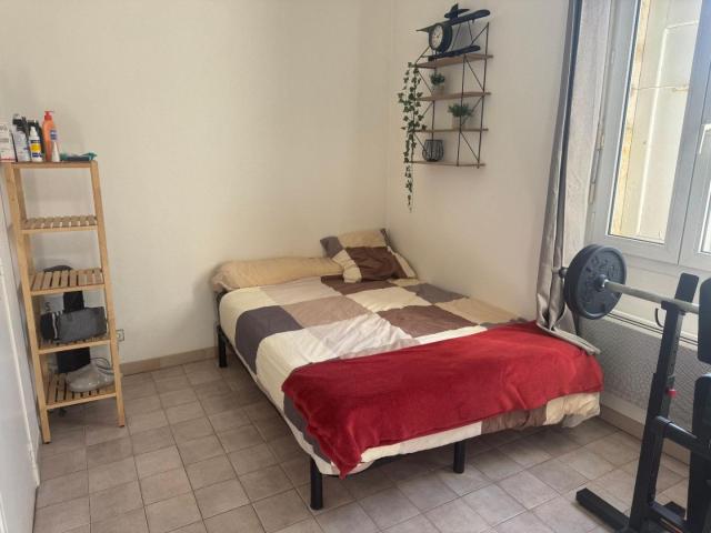 Appartement Montreal La Cluse 1 pièce s 26.0 m2