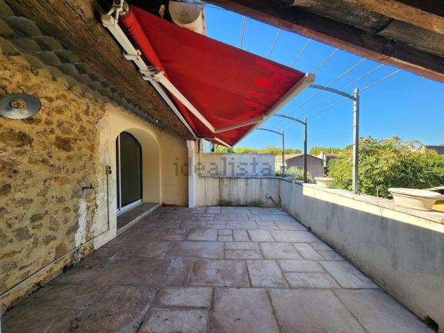 Appartement, Mondragon