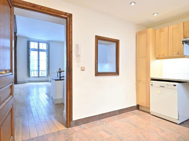 Appartement • Monnaie