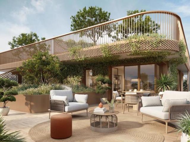 Appartement Moderne avec Terrasse à Issy les Moulineaux