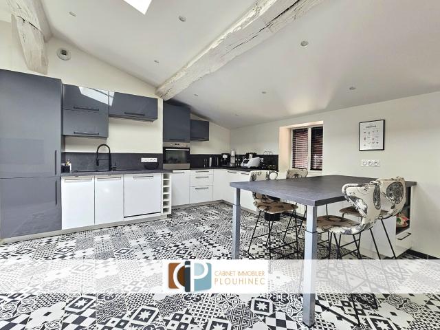 Appartement moderne en centre ville avec espace extérieur