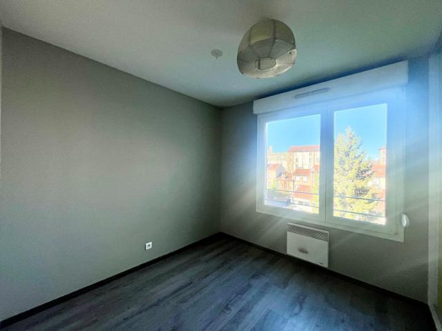 Appartement Nancy T2 44m2 balcon et parking Lobau