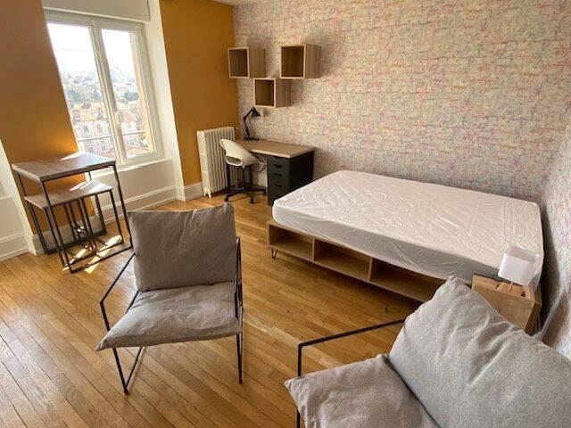 APPARTEMENT NANCY/LAXOU DERNIER ETAGE AVEC ASCENSEUR D'UNE BEL
