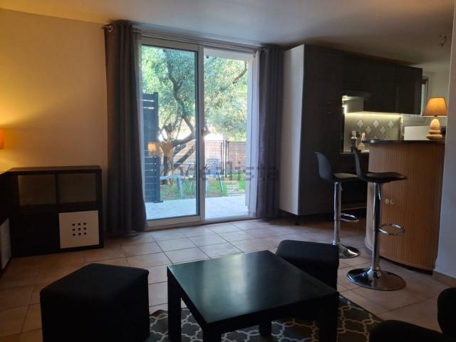 Appartement, Néoules