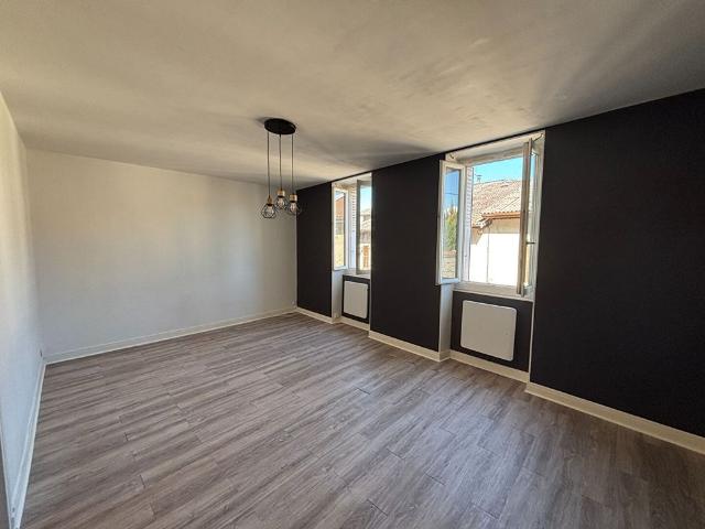 Appartement Neuville Sur Ain 4 pièce s 92 m2