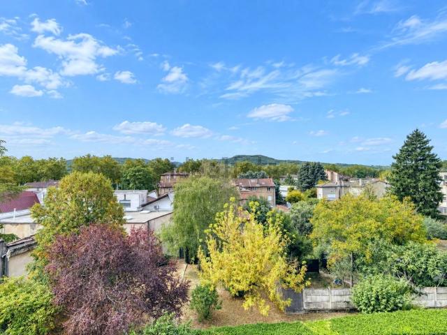 Appartement, Neuville sur Saône