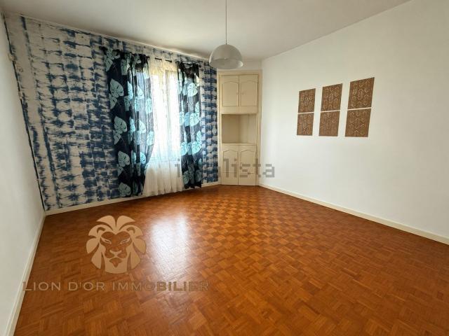 Appartement, Neuville sur Saône