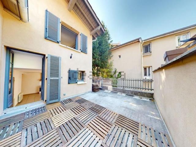Appartement, Neuville sur Saône