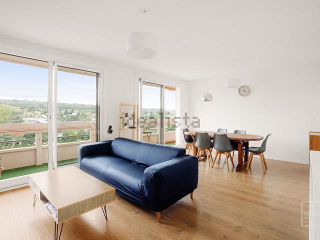Appartement, Neuville sur Saône