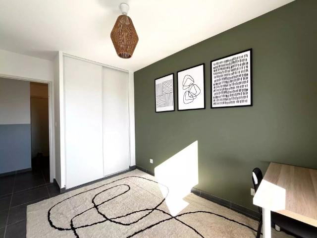 Appartement neuf, meublé avec roof top et parking