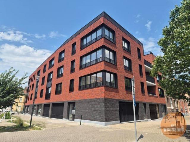 Appartement neuf avec 3 chambres, terrasse et cave