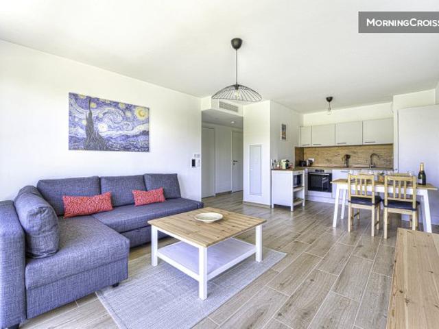 Appartement neuf avec piscine