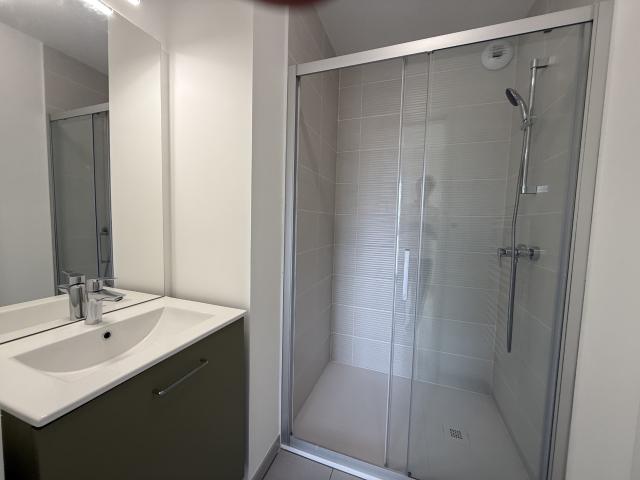 APPARTEMENT NEUF A PROXIMITE SAINT GIRONS PLAGE