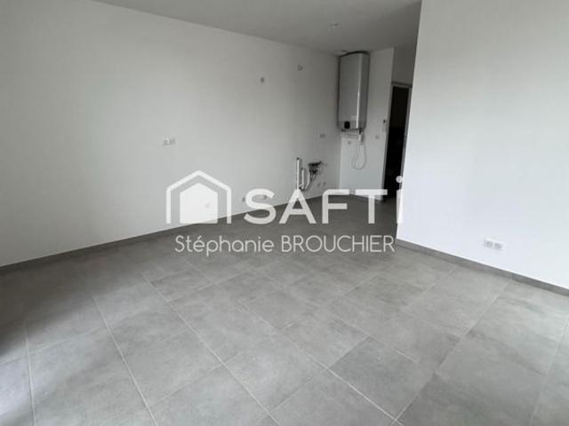 Appartement neuf et piscine