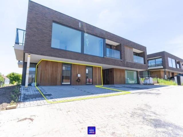 Appartement neuf rez de chaussée avec jardin et parking 2 v