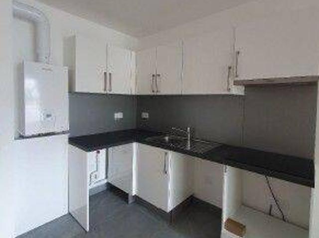 Appartement neuf 4 pièces à louer