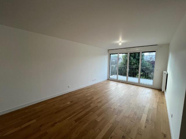 Appartement neuf 4 pièces à louer