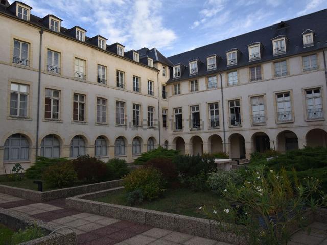 Appartement, Nevers