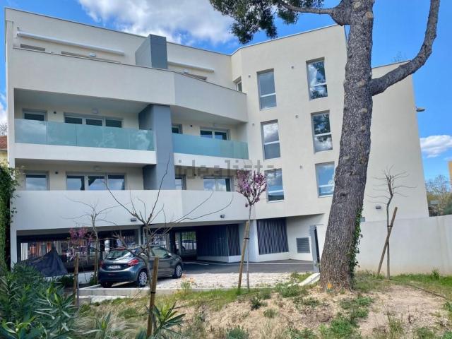 Appartement, Nîmes